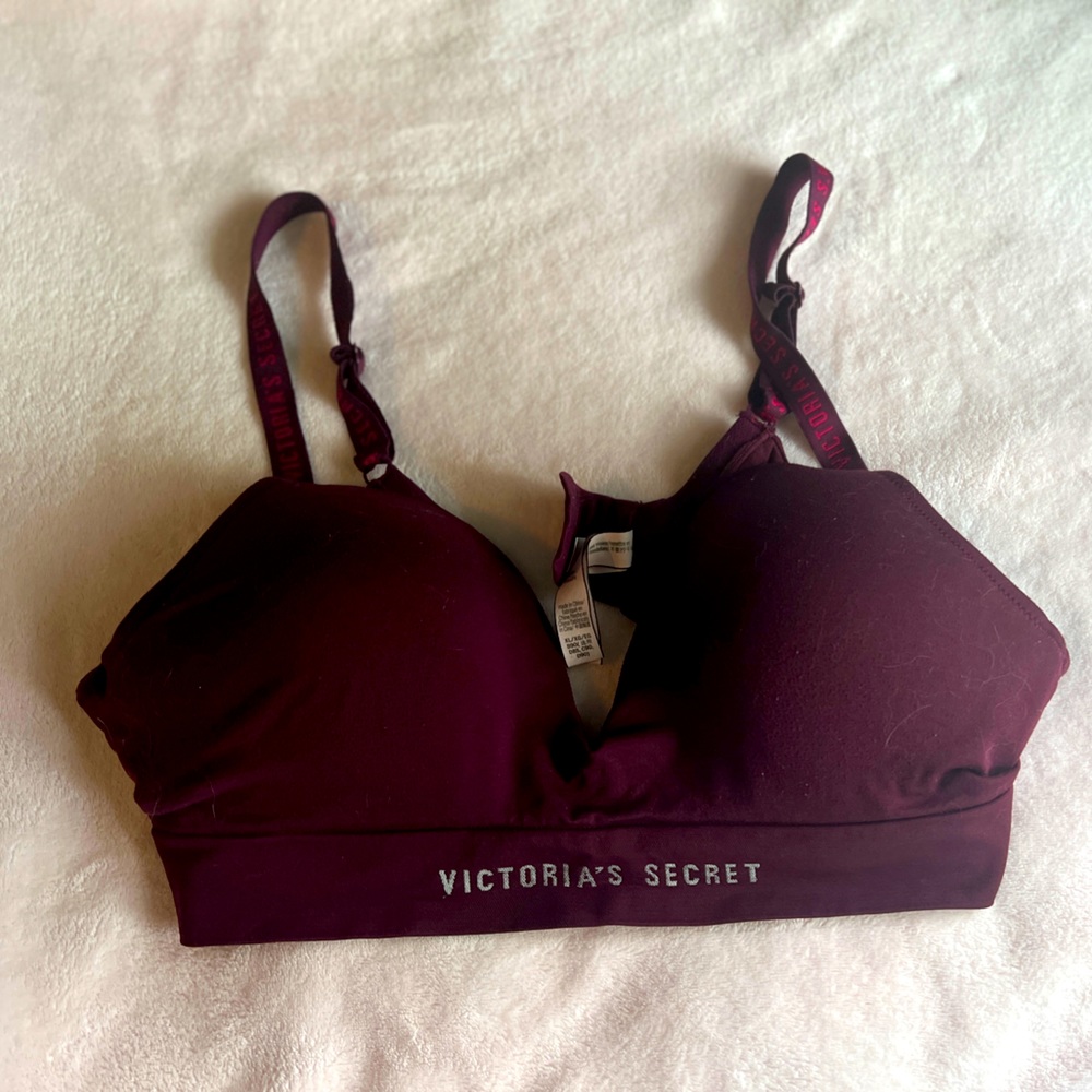 Victoria Secret Wirefree Bra!